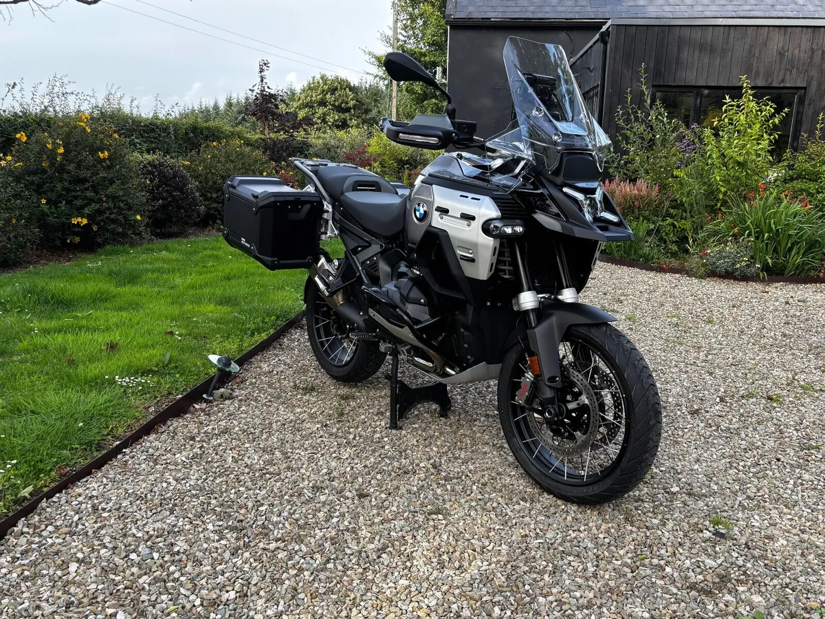 BMW R1300GS Adventure - Image 1
