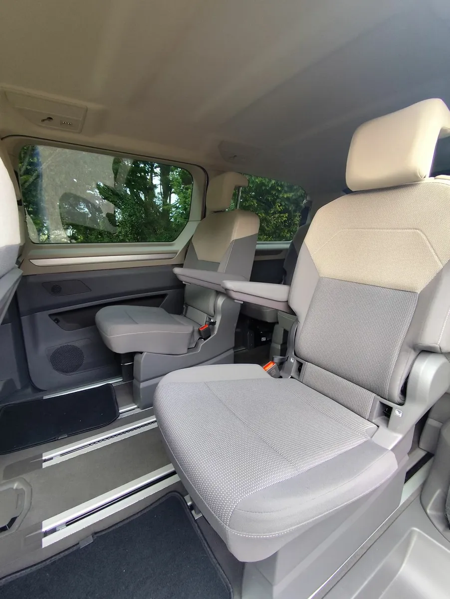 Volkswagen mulitvan 2023 - Image 4