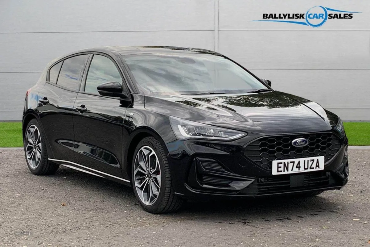 Ford Focus 1.0t 125PS St-line X in Agate Black Wi - Image 1