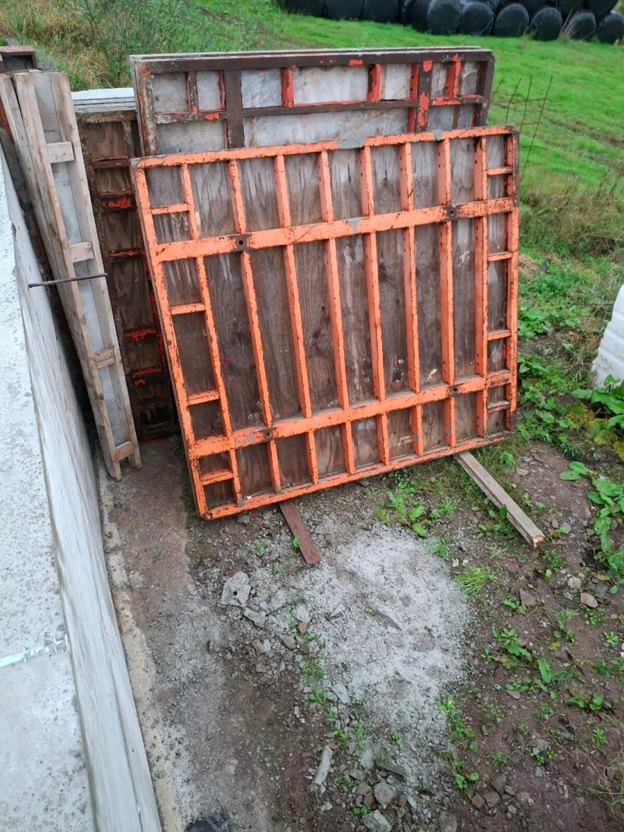 Shuttering pans - Image 1