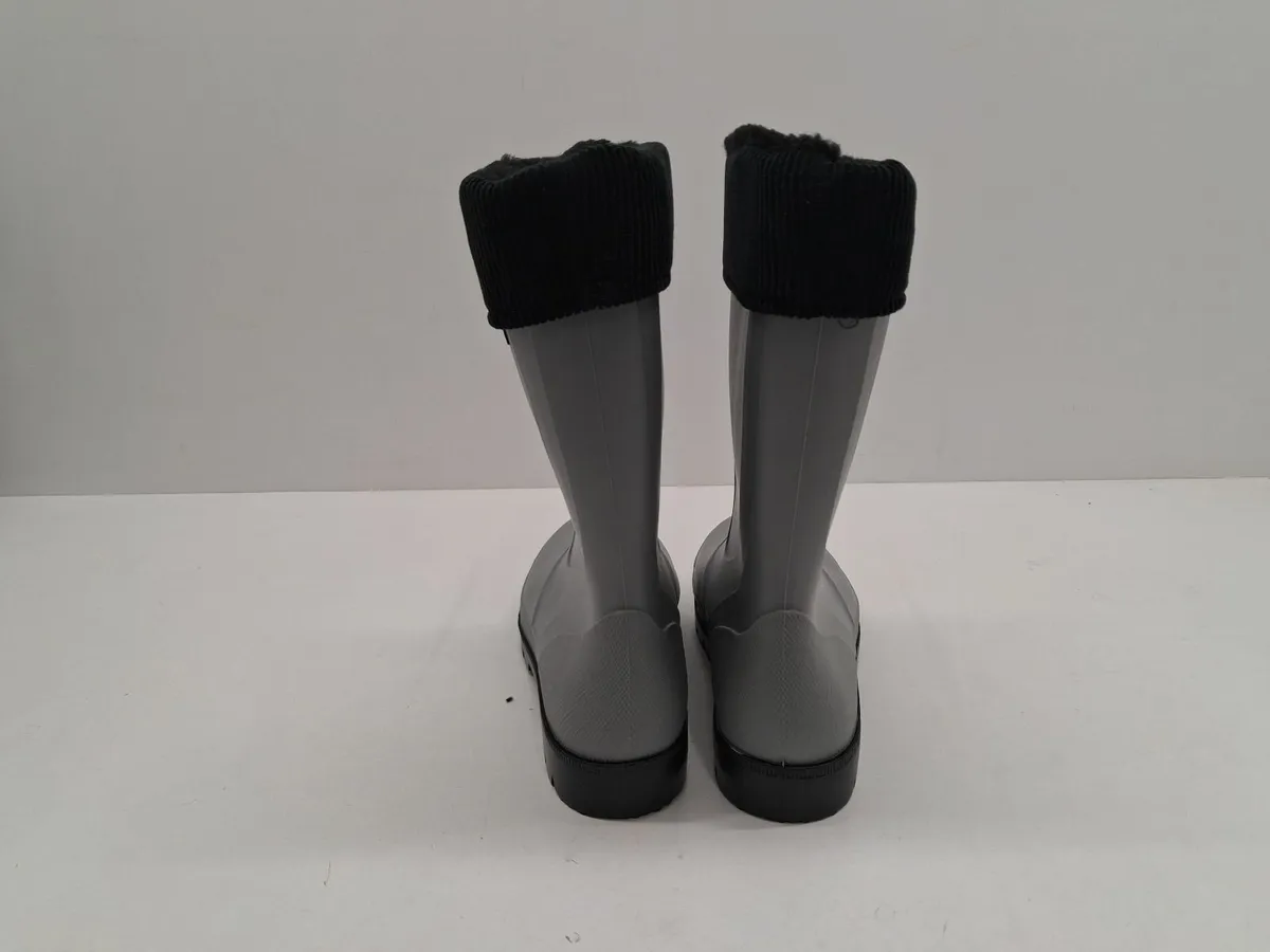 Online Auction Of Grey/Black  Wellington Boots - Image 4