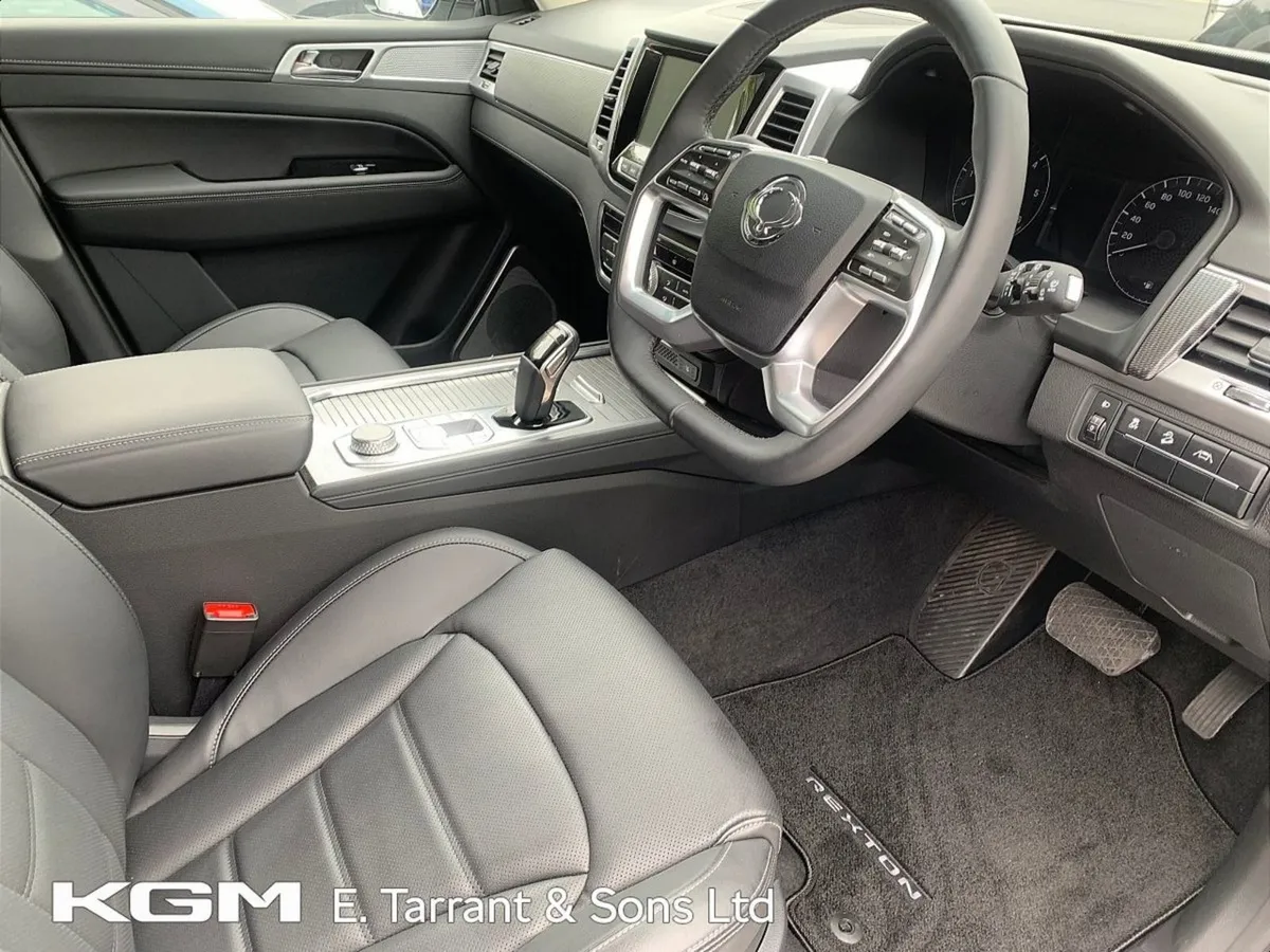Ssangyong Rexton Rexton 2.2 P/T 4WD 2 Seat COM - Image 2