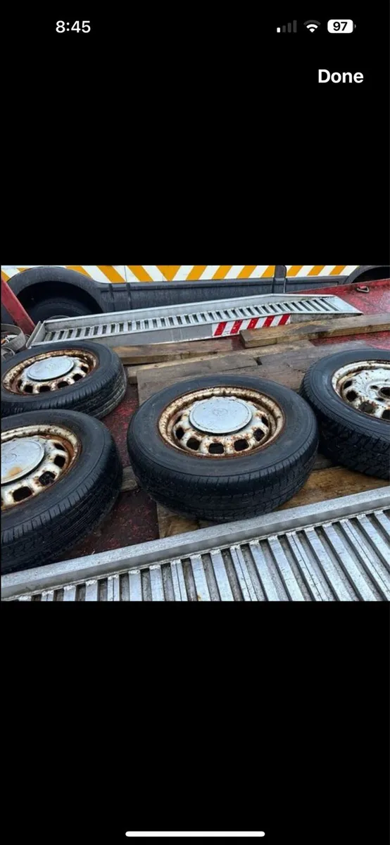 Garage Clearout Car Parts - Image 1