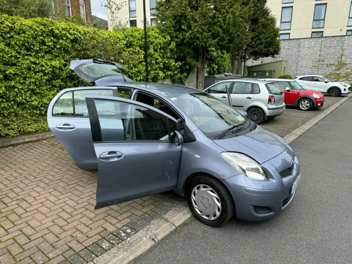 Toyota Yaris 2010 - 90k km - D08 - Image 3