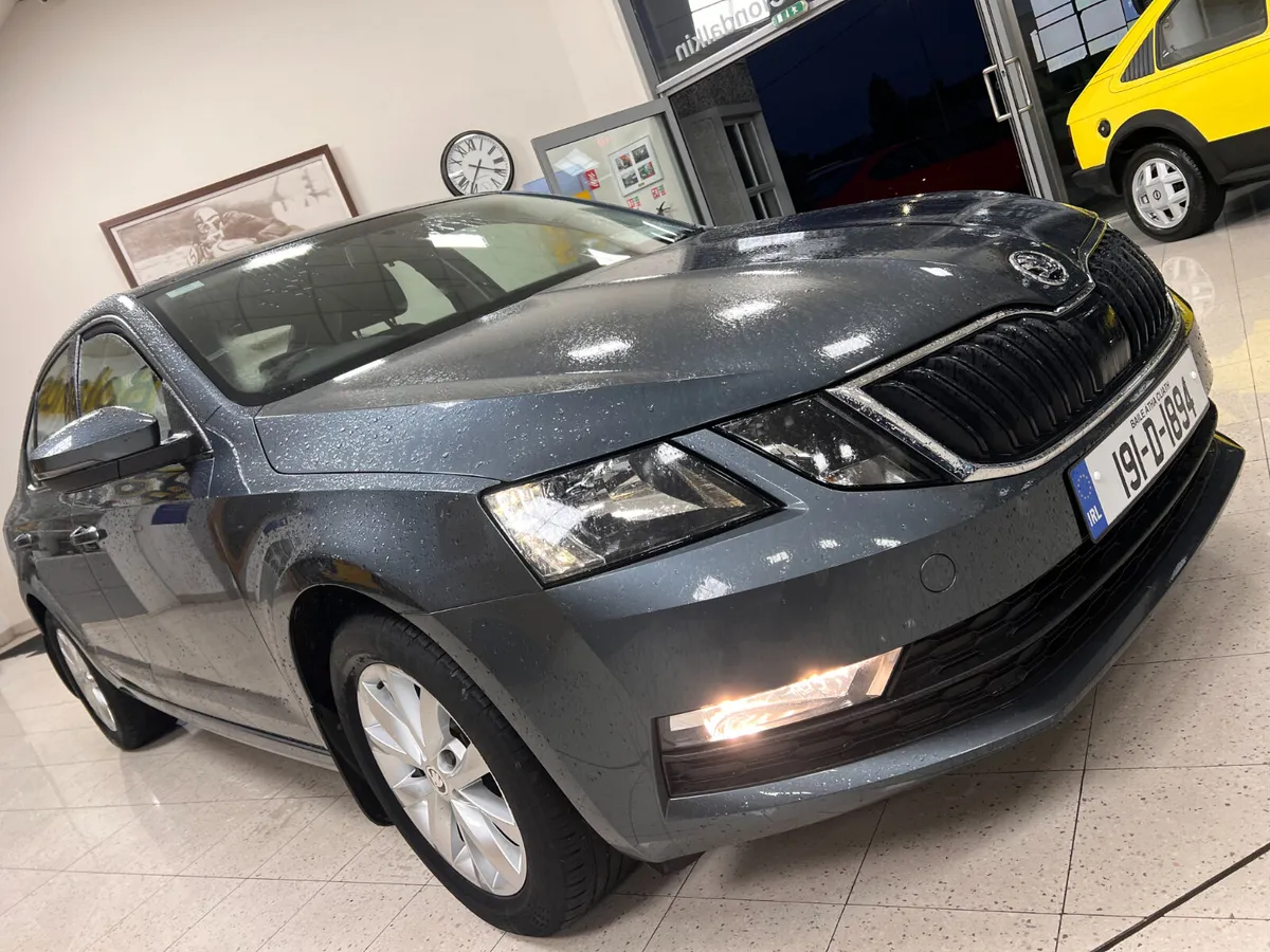 **Only 25,000 Kms FSH** AMBITION TSI 115bhp **Fina - Image 1