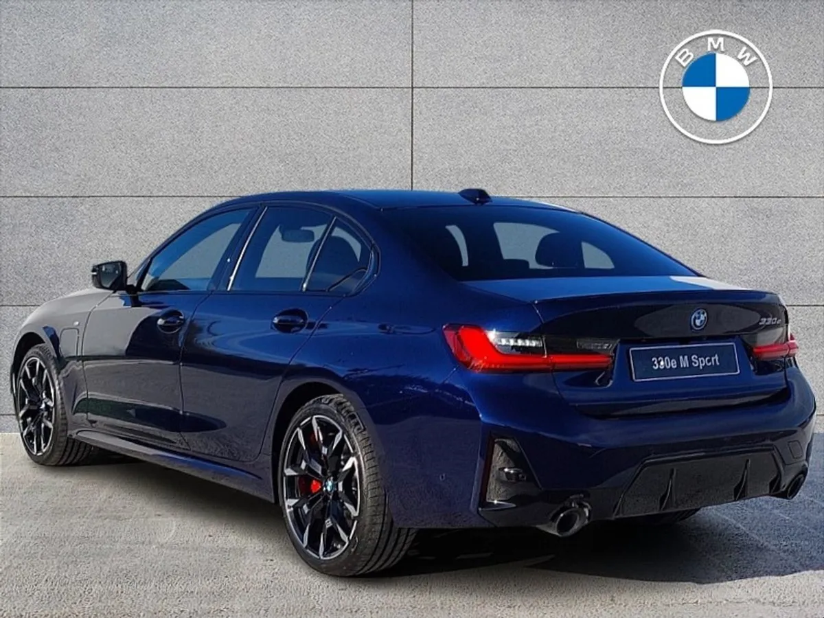 BMW 3 Series 330e M Sport - Image 2