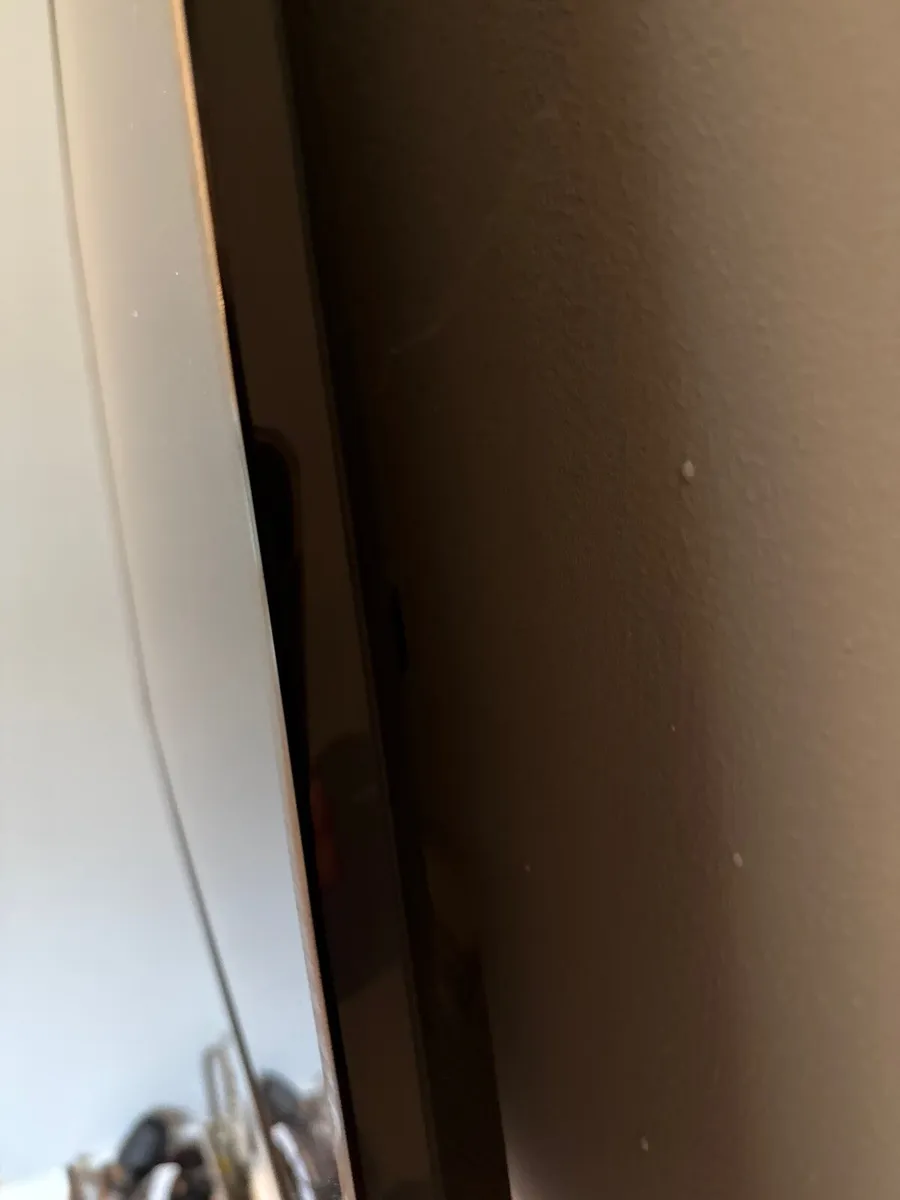 TV - Image 2
