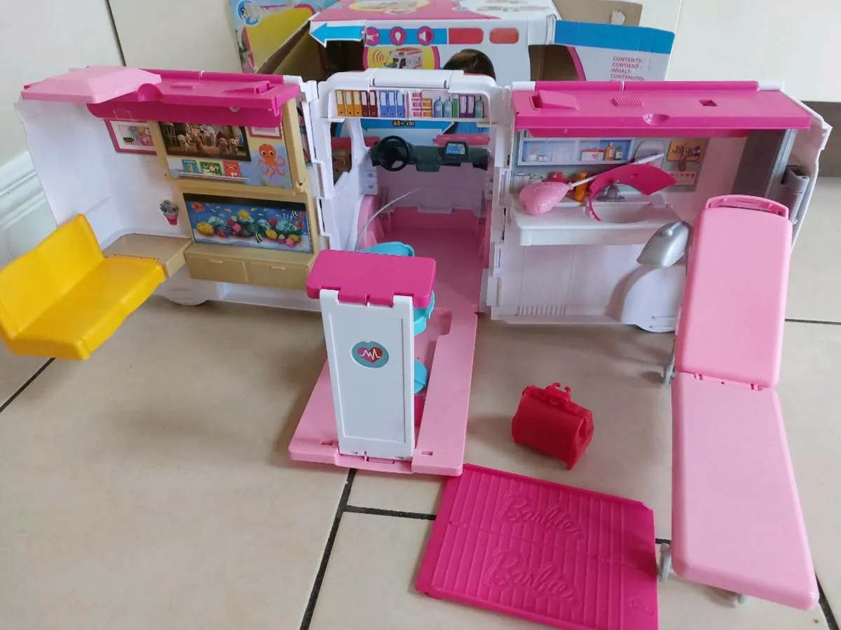 Barbie care clinic /Ambulance - Image 3