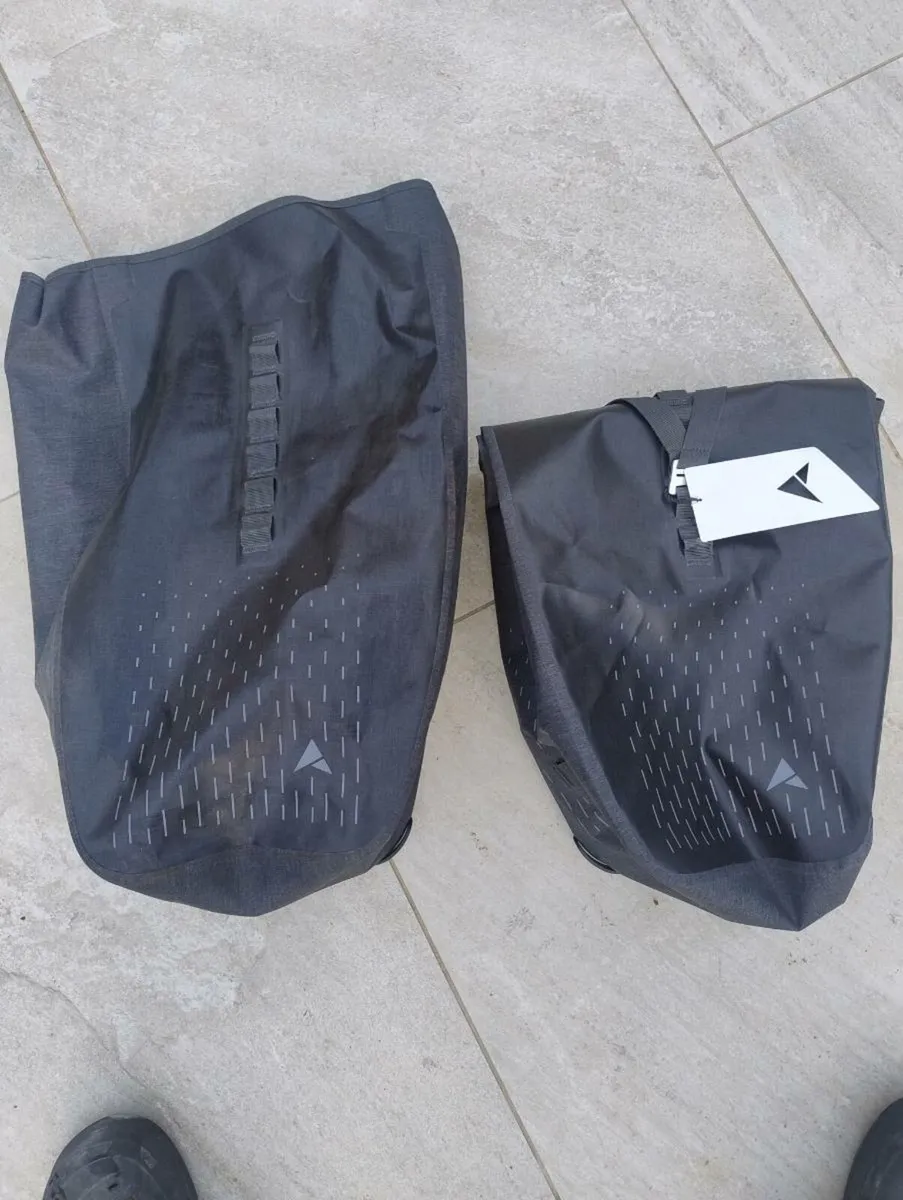 Altura Motorcycle / bicycle  Luggage - Image 3
