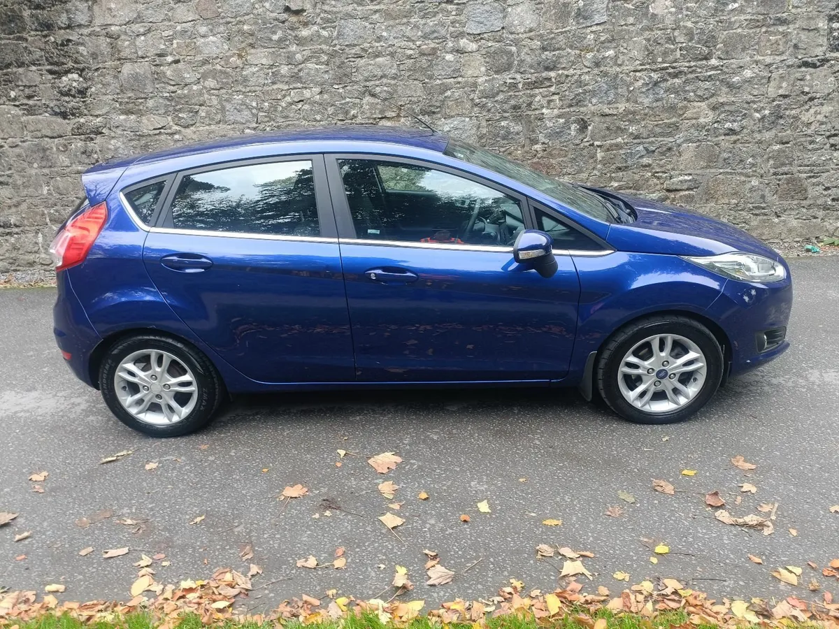 Ford Fiesta 2015 - Image 4