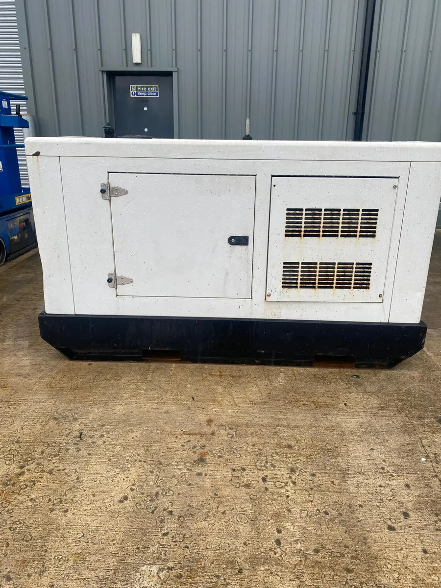 2016 MACGEN 45Y 40KVA 3PH SILENCED DIESEL GENERATO - Image 3