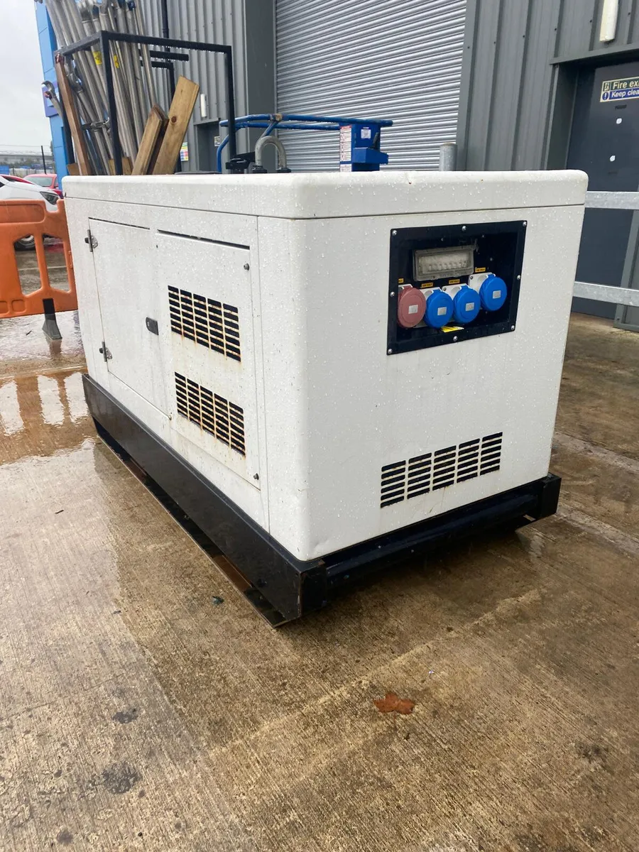 2016 MACGEN 45Y 40KVA 3PH SILENCED DIESEL GENERATO - Image 2