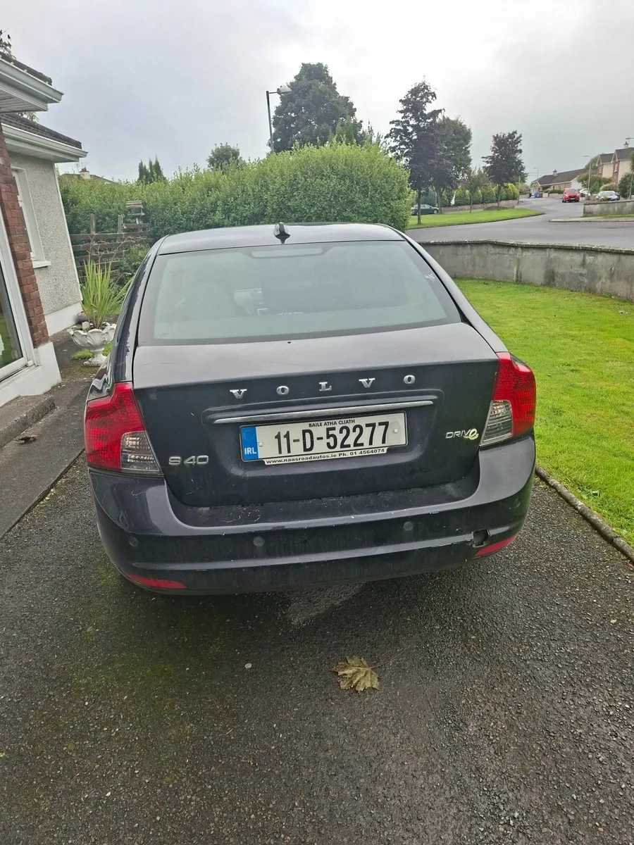Car - Image 4