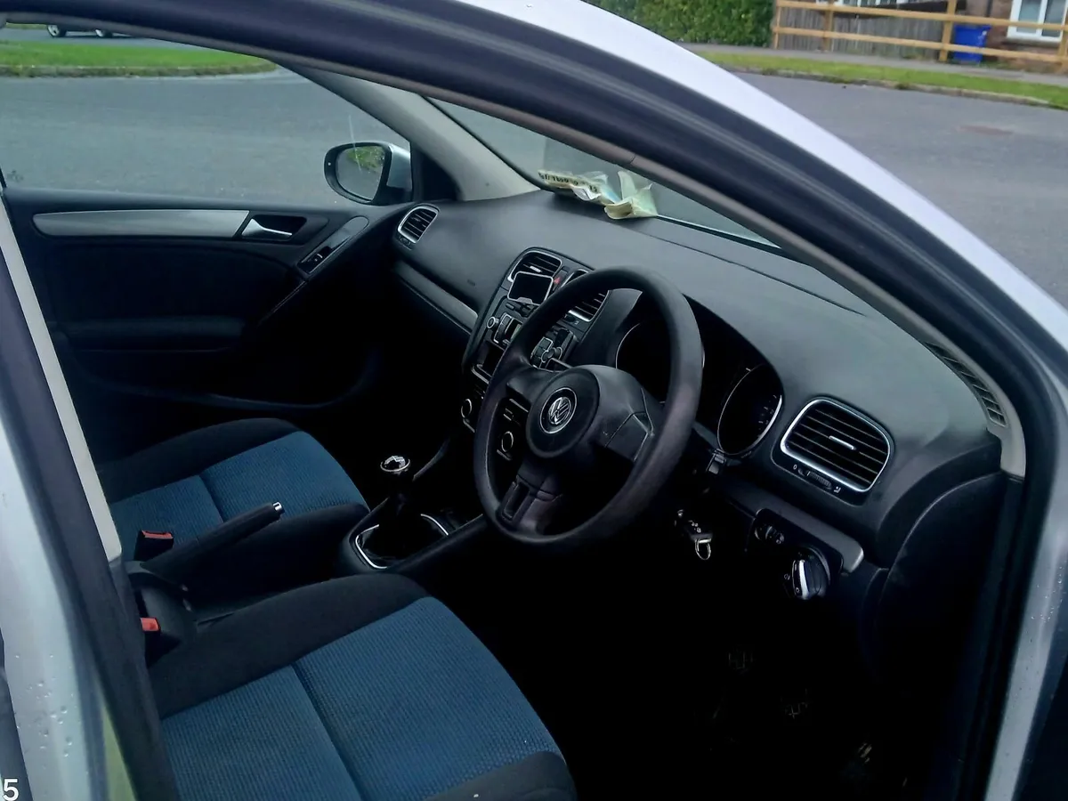 Volkswagen Golf 2011 1.6 TDI PRICE 2950€ - Image 4