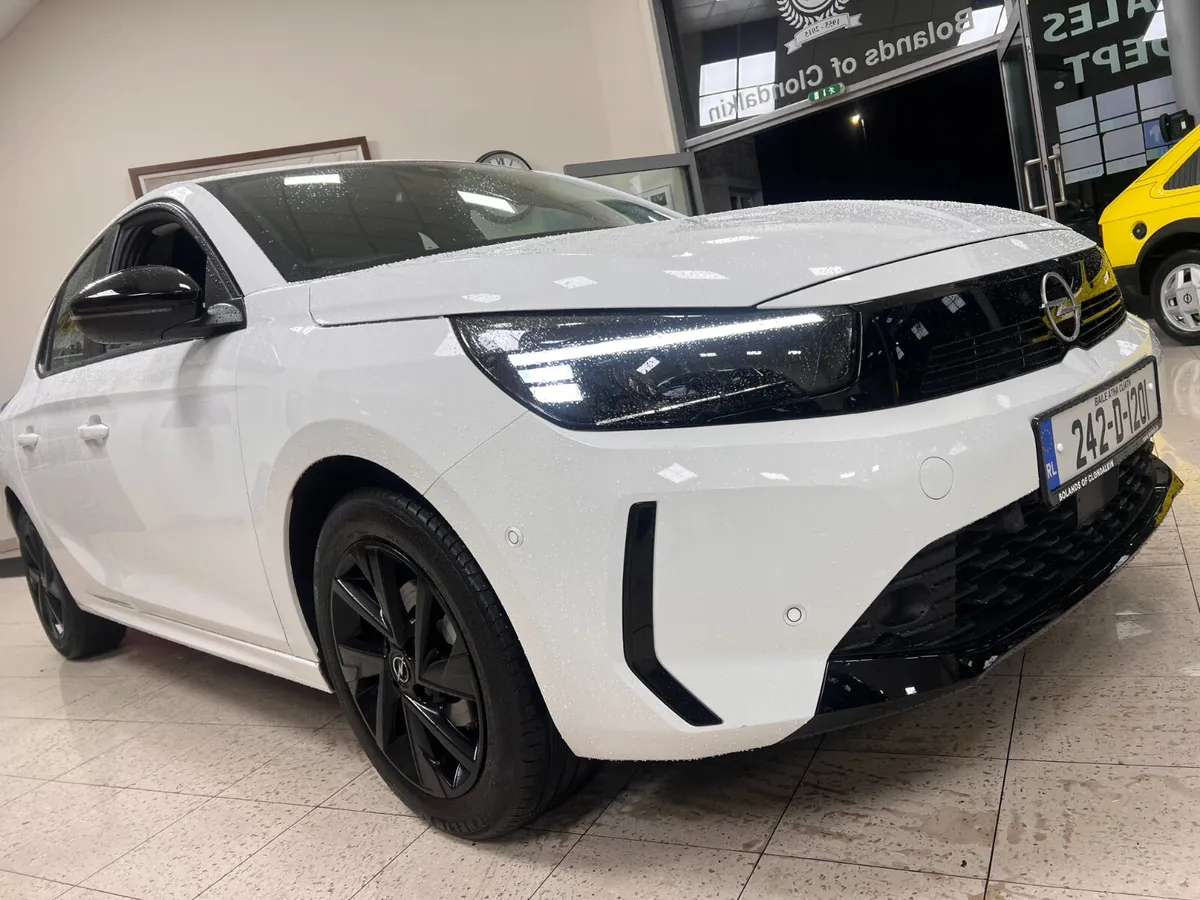 Only 10,000 Kms 2024 (242 D) ELEGANCE Plus As New - Image 1