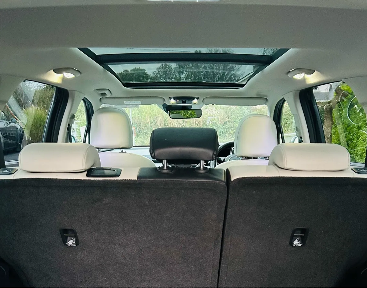Kia Sorento K4 PHEV – Luxury 7-Seater Hybrid SUV - Image 3