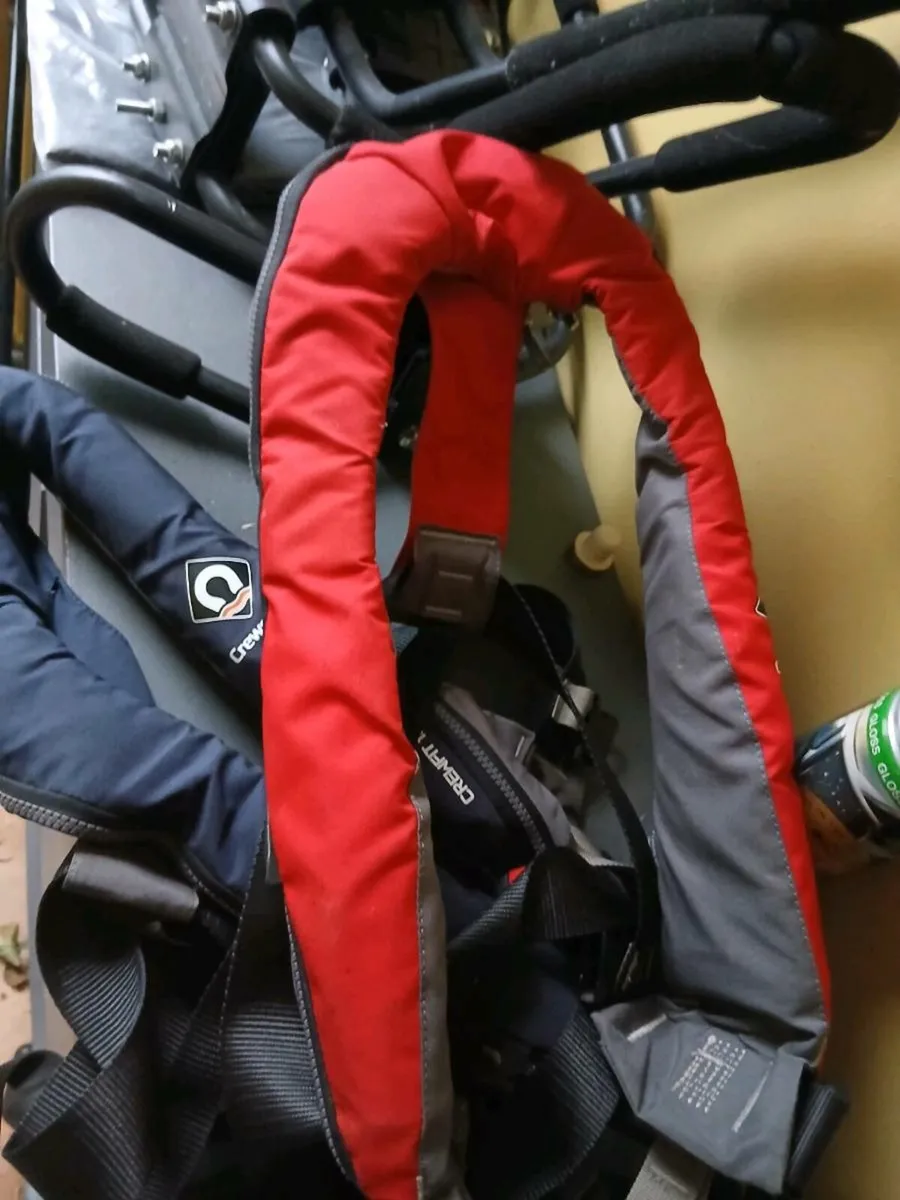 2 kayaks - Image 2