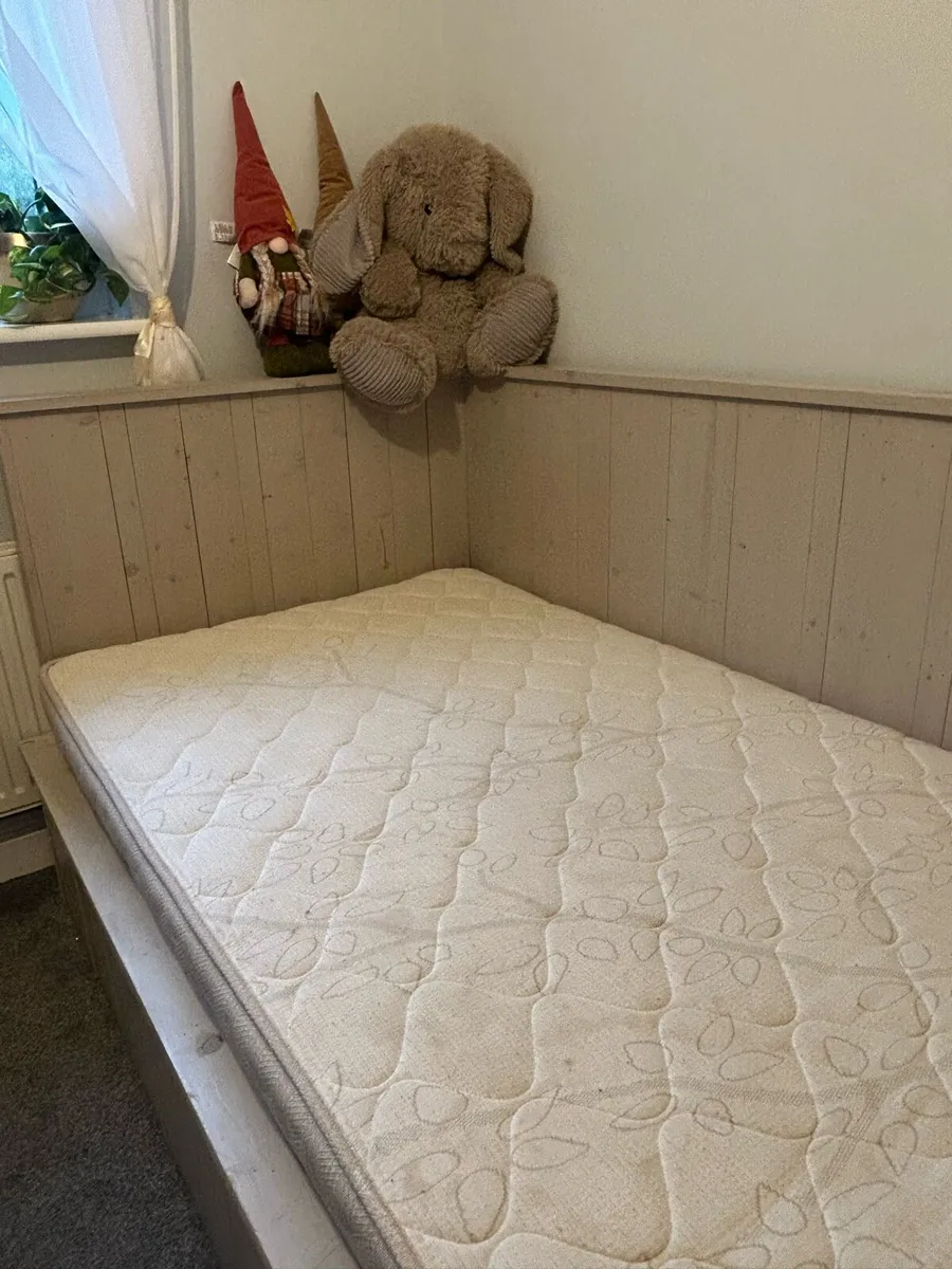 Single bed - Image 4