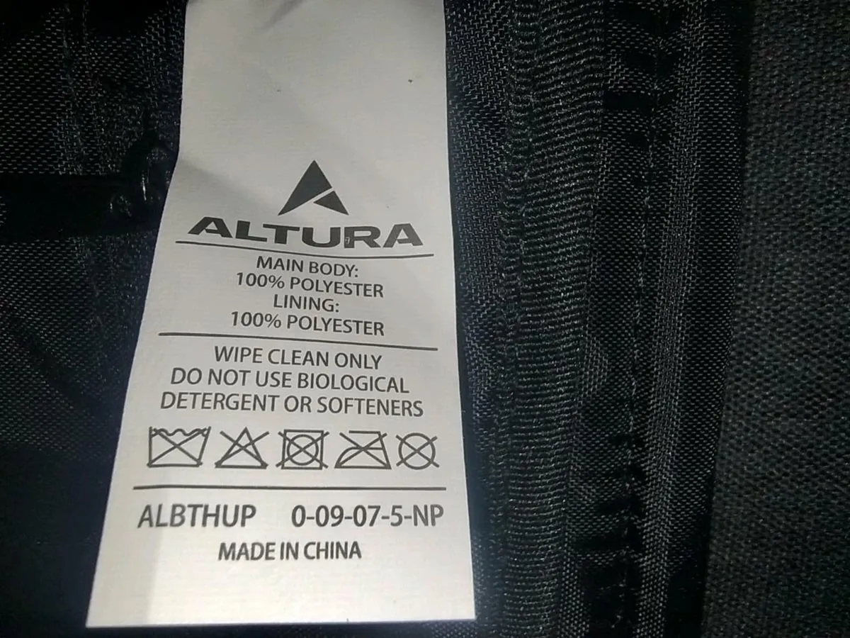 Altura Motorcycle / bicycle  Luggage - Image 4