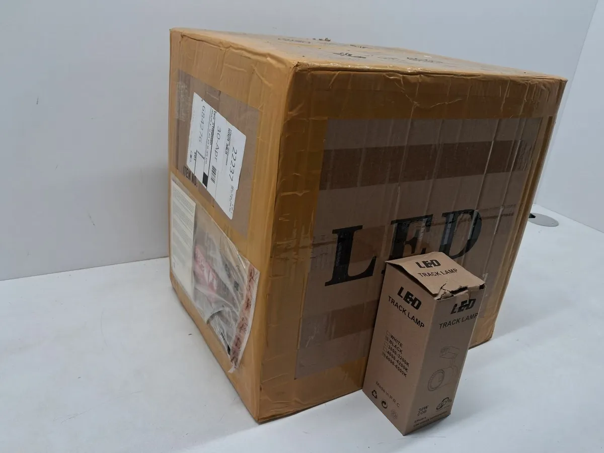Online Auction Of Track Lamps & More! - Image 2