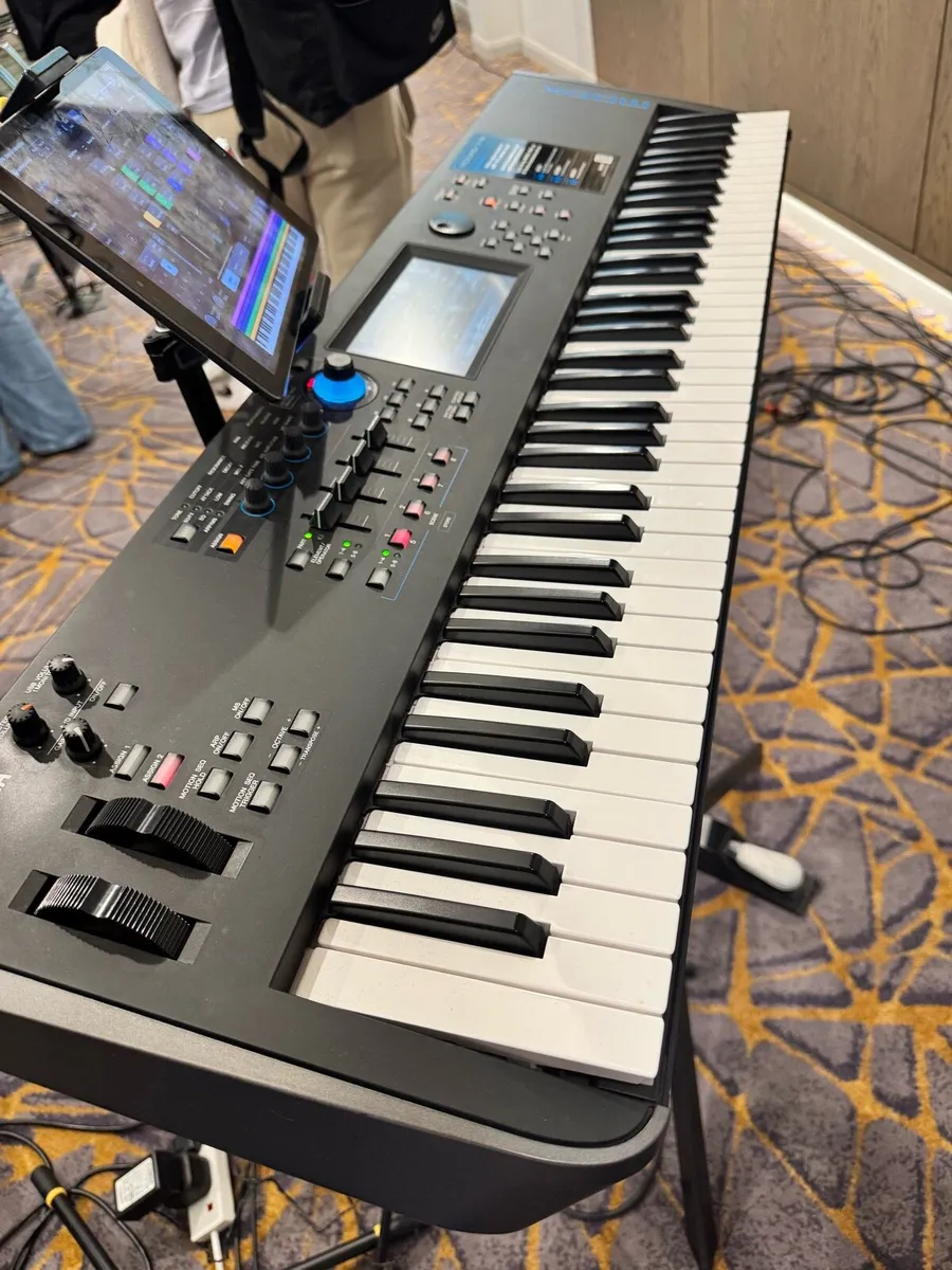 Yamaha MODX 7 - Image 1