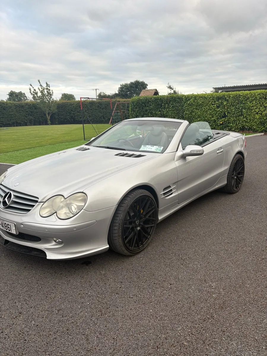 Mercedes SL500 - Image 1