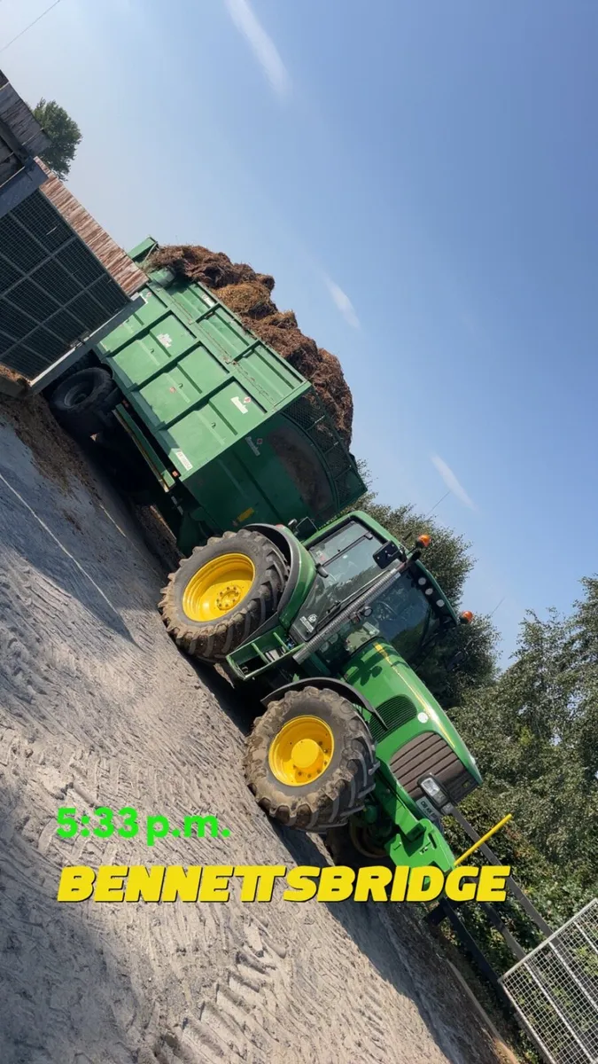 4 mint john deere rims with tyres - Image 1