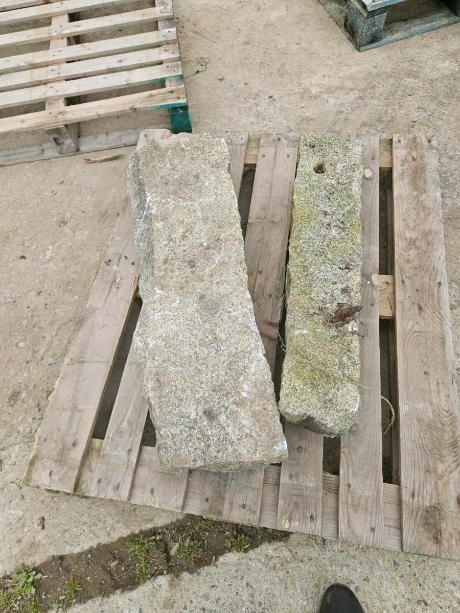 Granite Pillars For Sale - Image 3