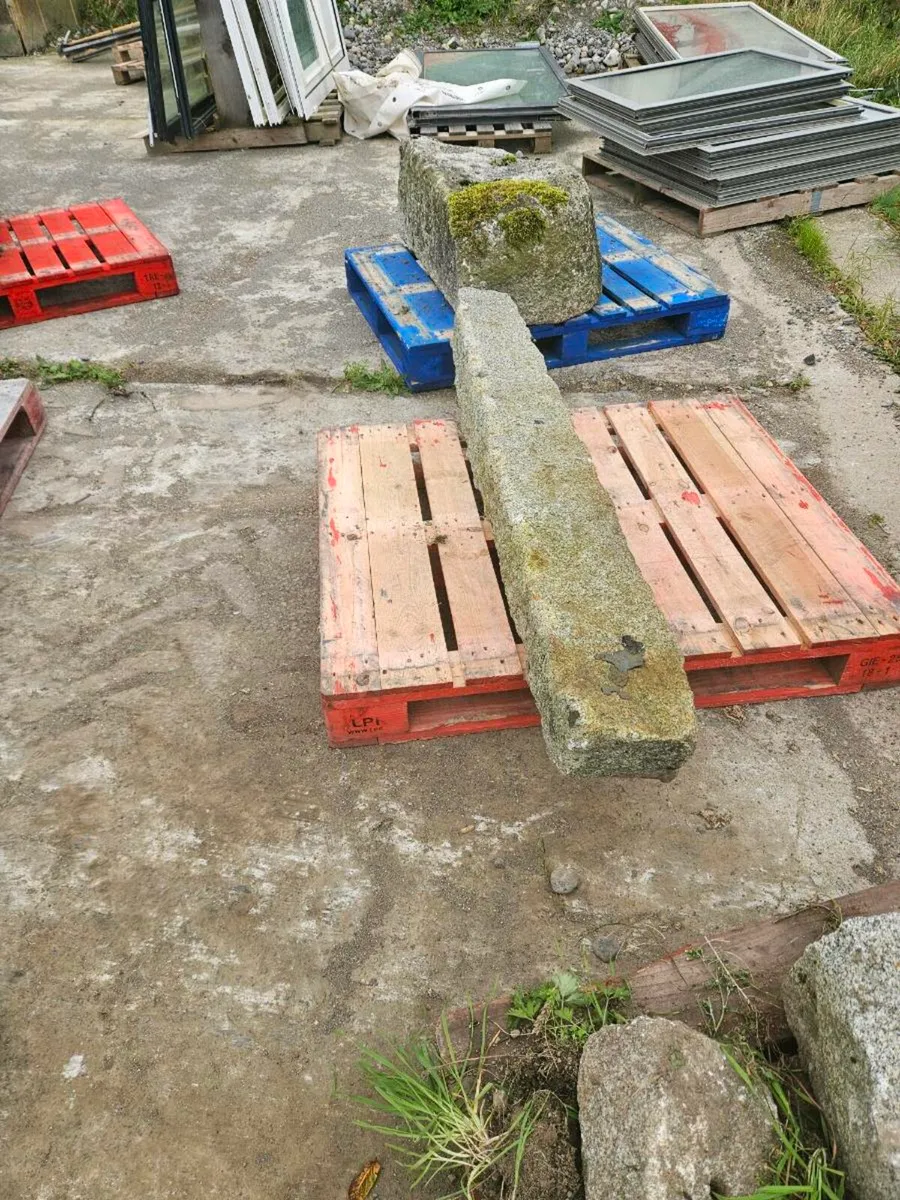 Granite Pillars For Sale - Image 4