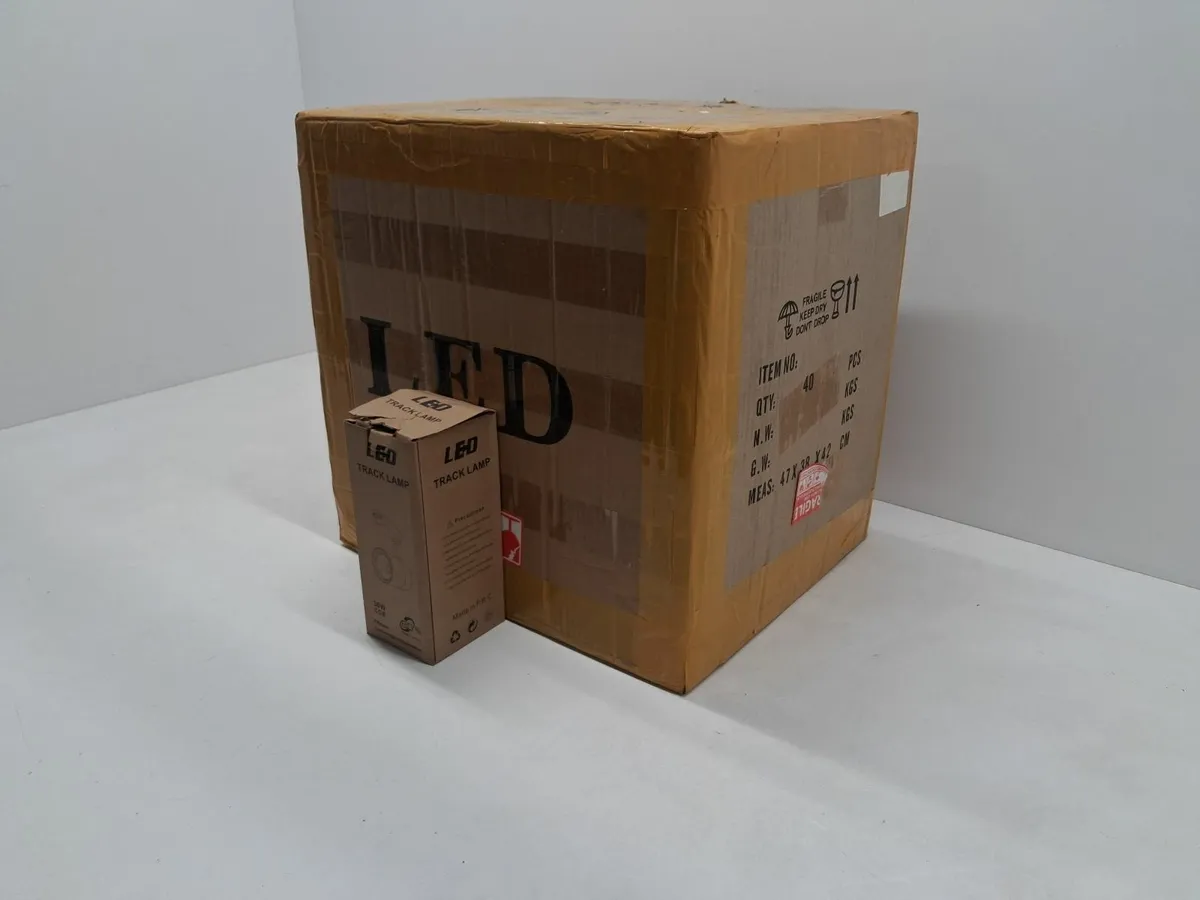 Online Auction Of Track Lamps & More! - Image 3