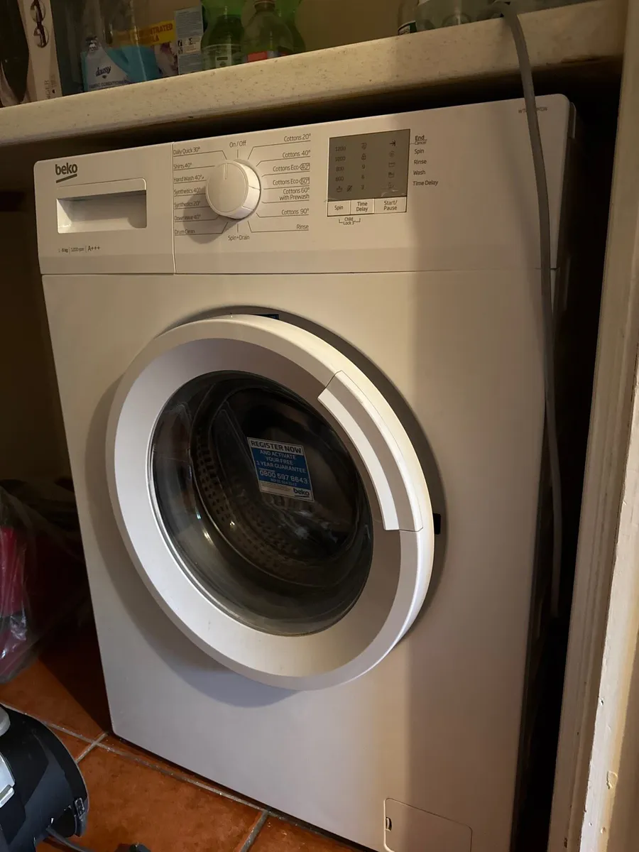 Washing machine - Image 1