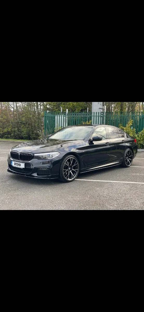 BMW 5-Series 2019 - Image 1