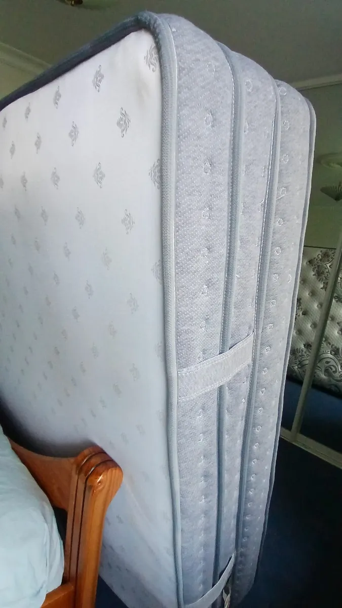 King Size Mattress as New - Image 3