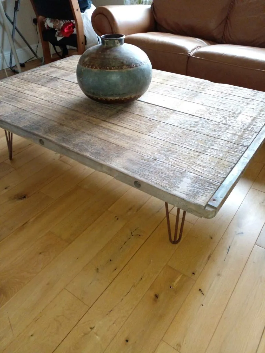Antique table - Image 1