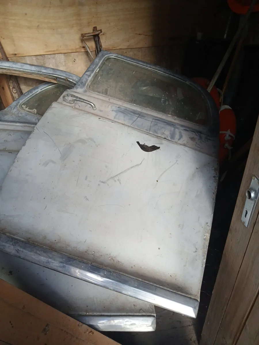 Rover vw morris and mg saab parts - Image 4