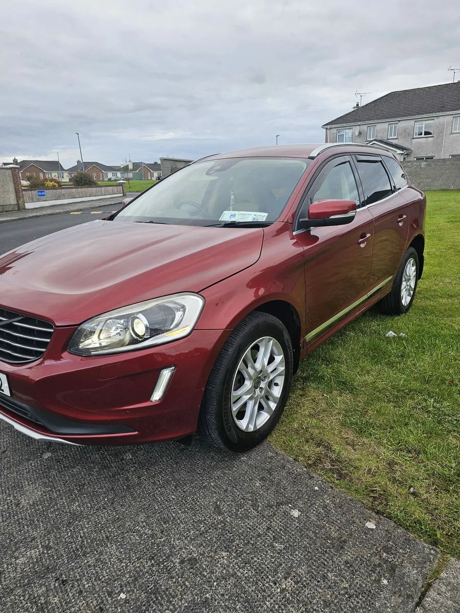 Volvo xc60 - Image 2