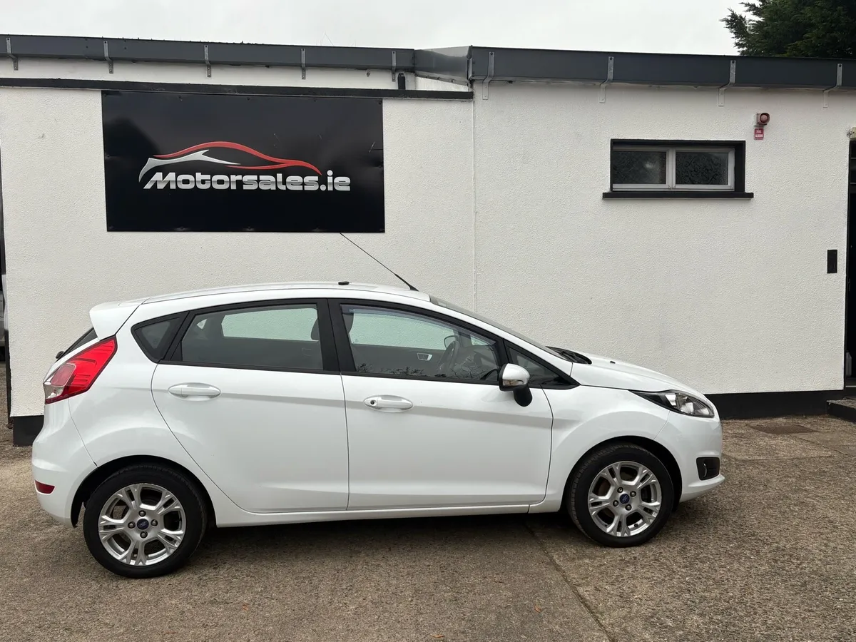 Ford Fiesta - Image 2
