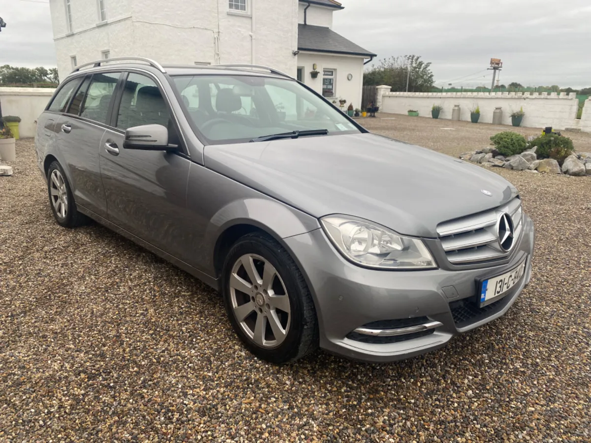 Mercedes-Benz C-Class Sport Estate - Image 3