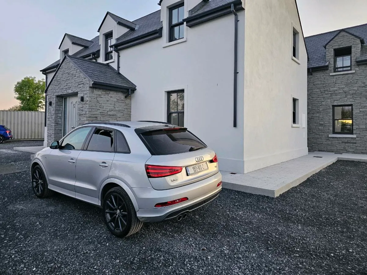 Audi Q3 2.0TDI BLACK EDITION S-LINE 2015 (151) - Image 4