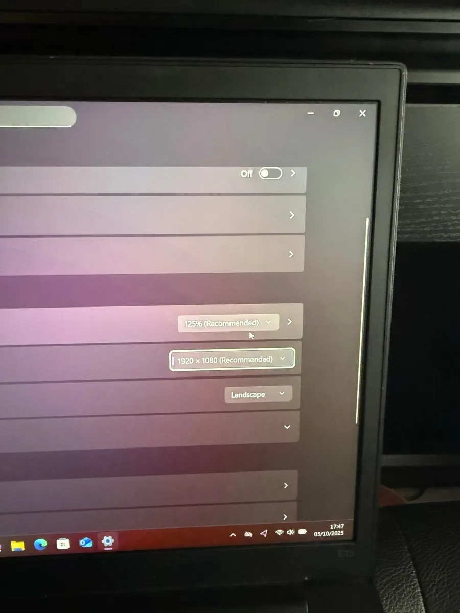 Lenovo ThinkPad e15 Laptop i5/16GB/512SSD/FHD - Image 2