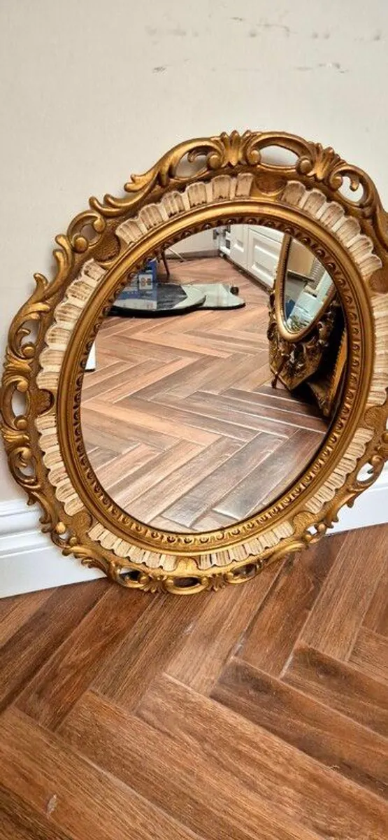 antique style mirror
