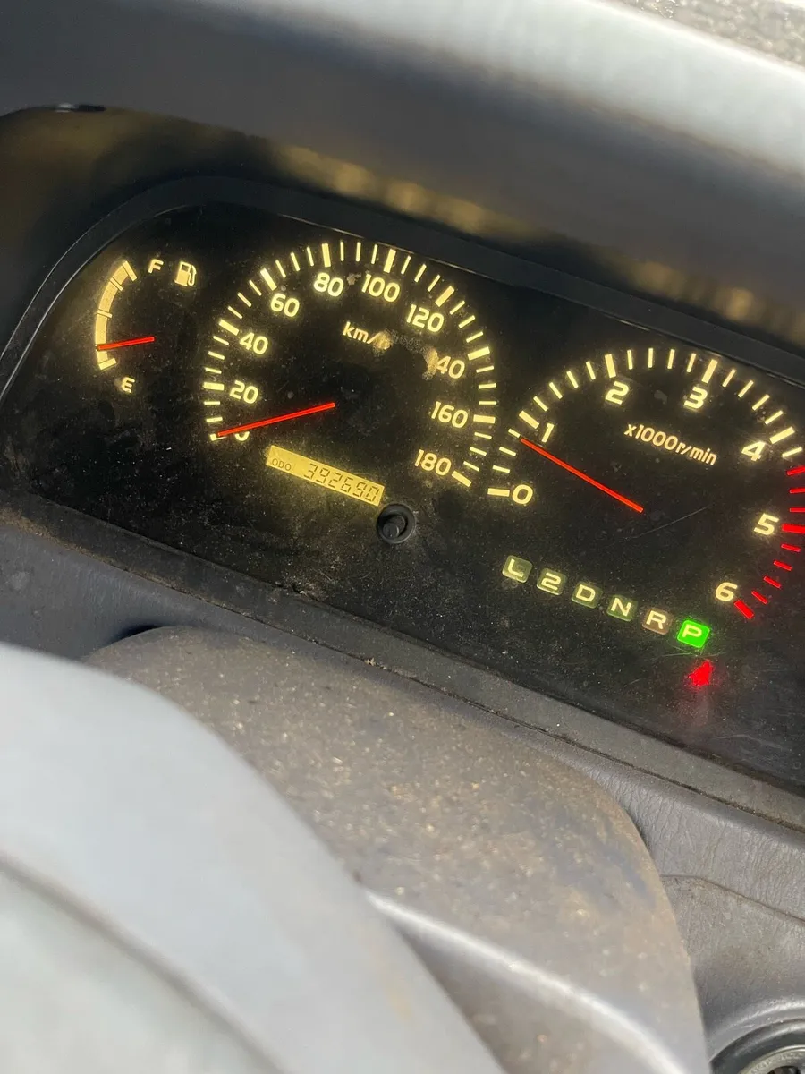 Automatic Toyota PRADO Landcruiser - Image 2