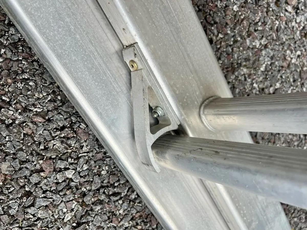 Extension ladder - Image 4