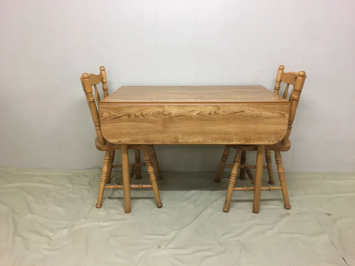 Kitchen Table & Chairs - Image 3