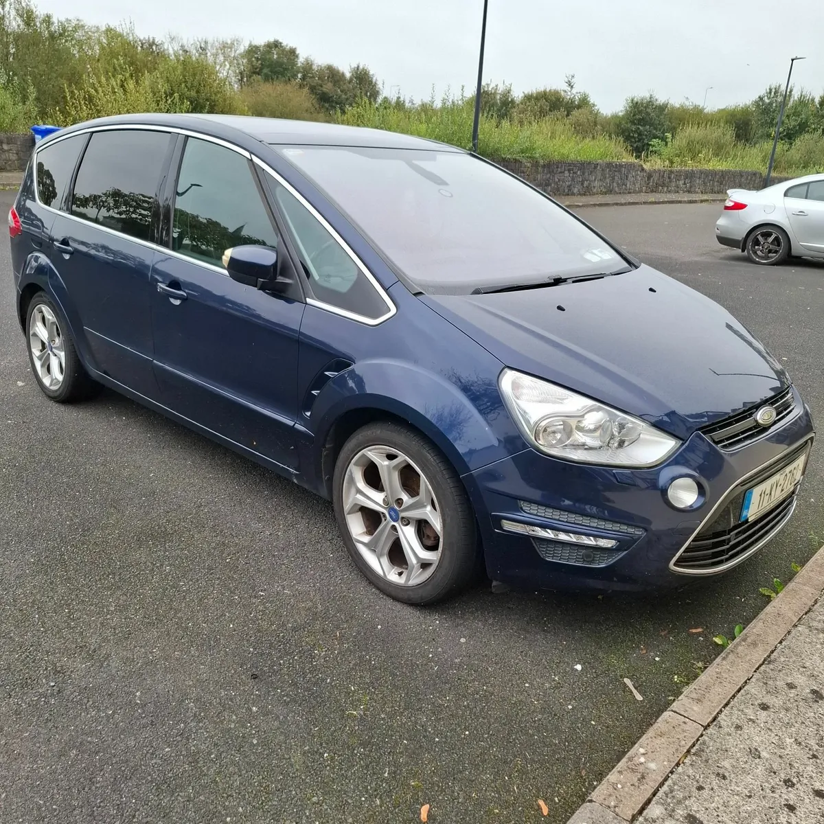 Ford S-Max 2011 - Image 1