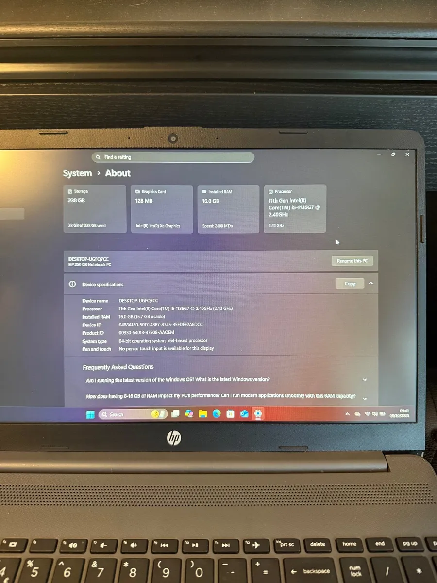 HP 250 G8 NoteBook Laptop i5/16GB/256SSD/FHD - Image 3