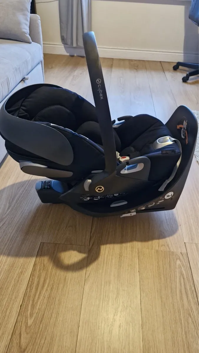 Infant Car Seat - Image 1