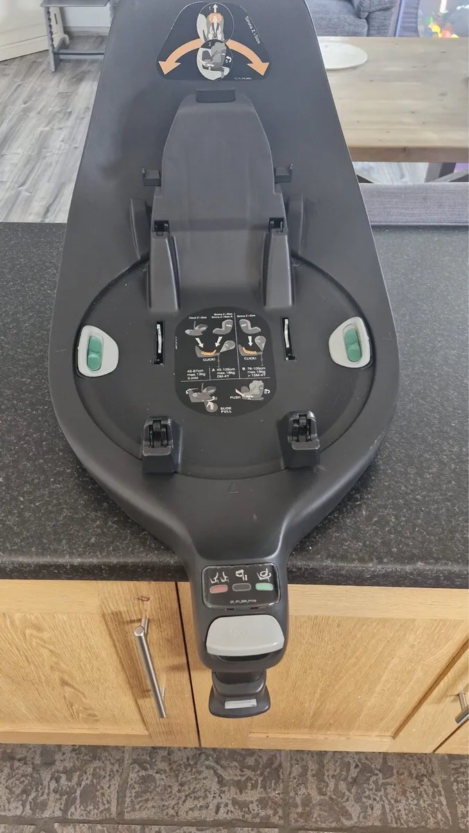 Infant Car Seat - Image 4