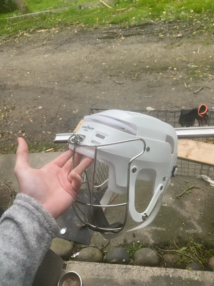 Newstyle Playmaker Cooper sk100 hurling helmet - Image 2