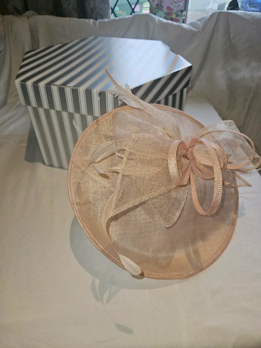 Wedding Fascinator - Image 4